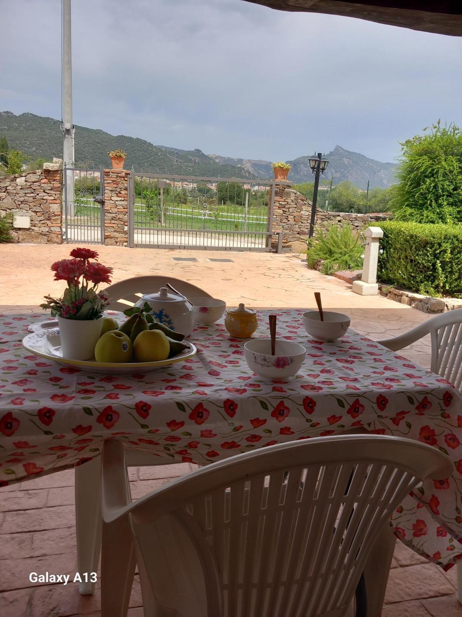 Casa Con Bella Vista Apartment Siniscola Bagian luar foto